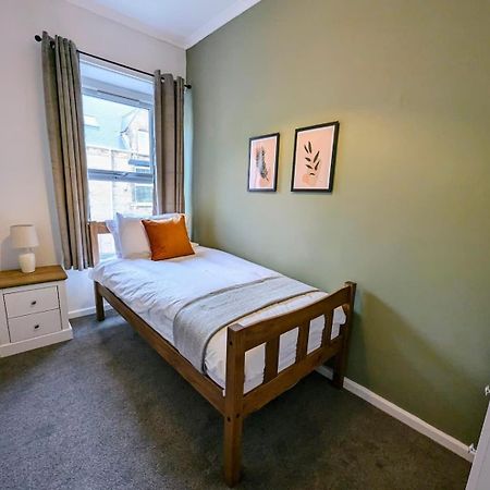 Spacious And Homey 4 Bedroom House Bishop Auckland Esterno foto