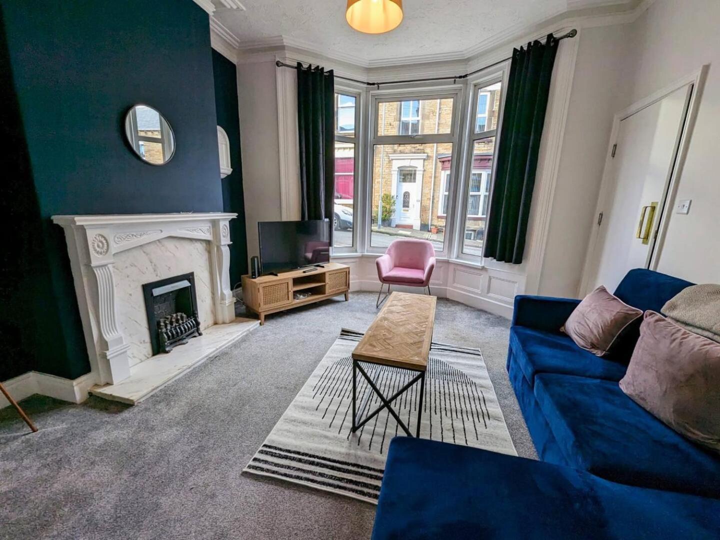 Spacious And Homey 4 Bedroom House Bishop Auckland Esterno foto